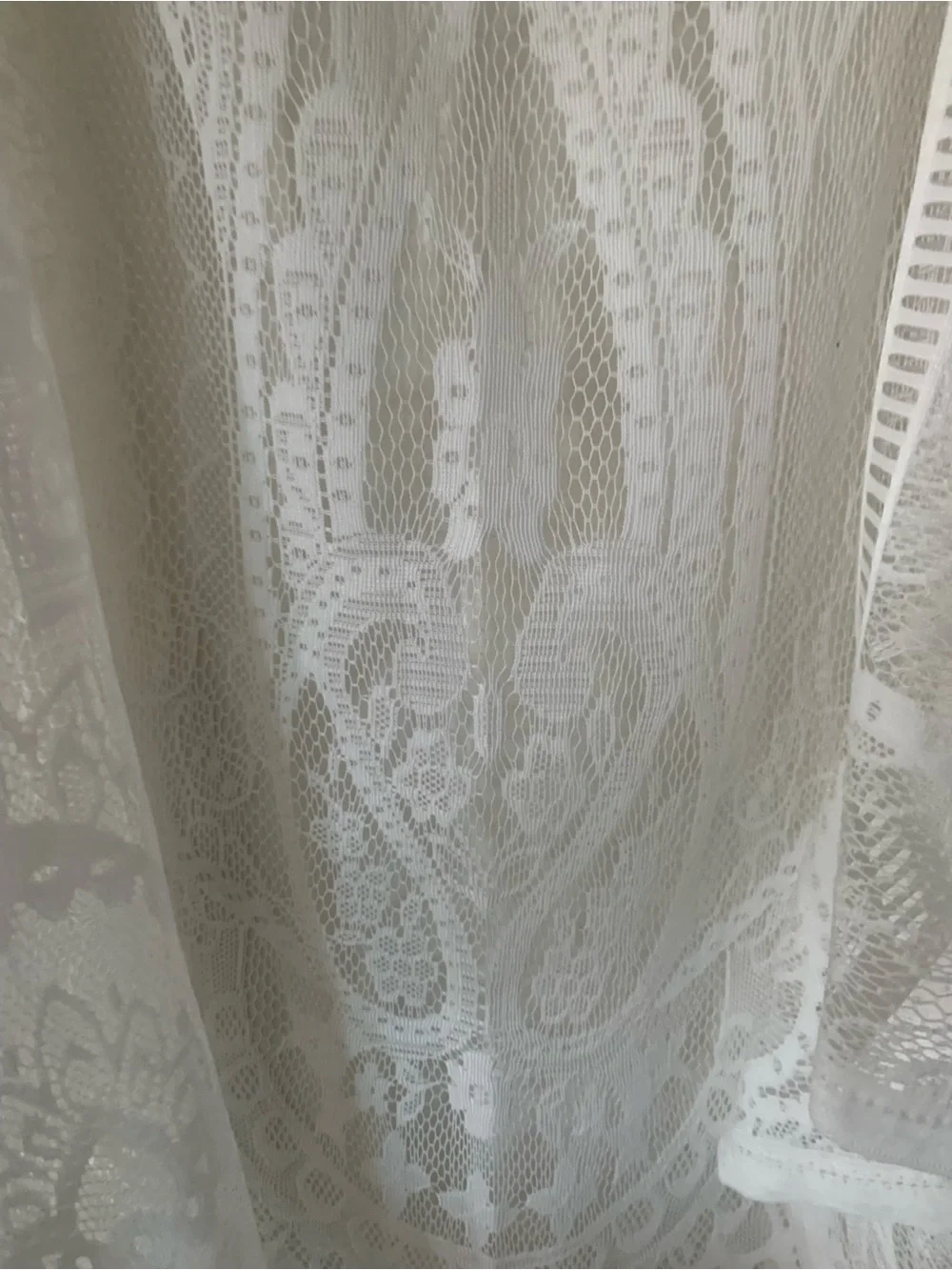 Boho White Lace High-Low Fringe Wrap